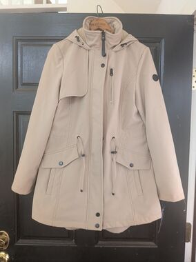 French Connection Softshell Anorak Women’s Hooded  Small Khaki